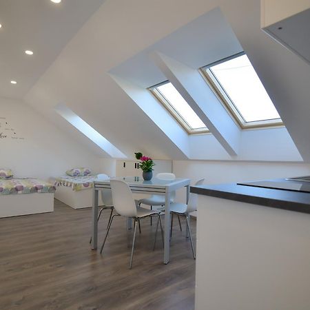 Apartment Harmony Ljubljana Ngoại thất bức ảnh